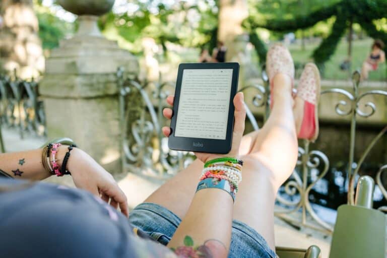 5 Best Budget Friendly E-Readers